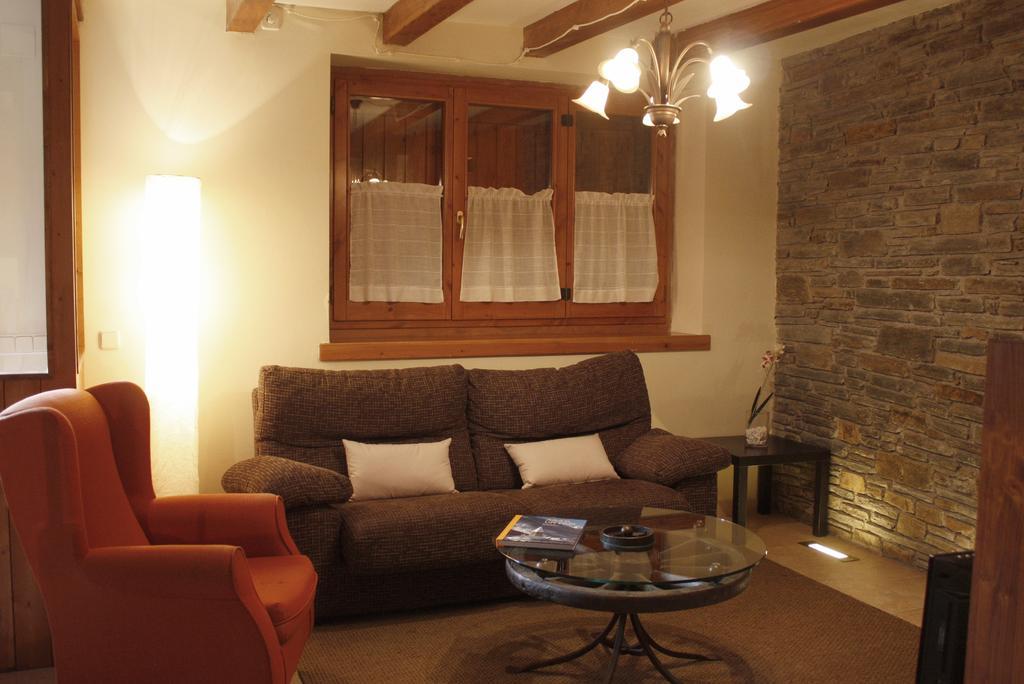 Apartamentos Valle De Aran Mont Bilik gambar