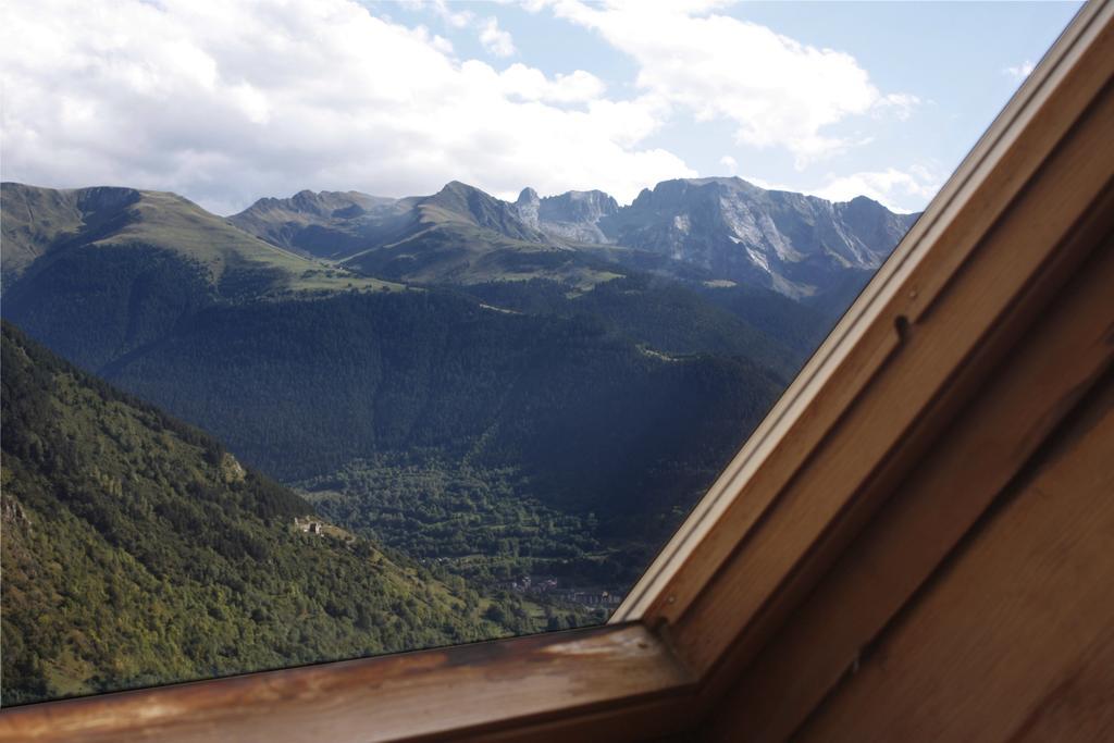 Apartamentos Valle De Aran Mont Bilik gambar